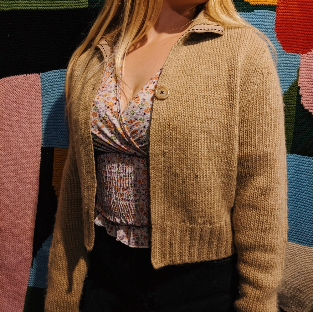 VTG American Eagle Cropped Cardigan